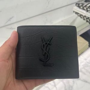 Ysl credict card hold